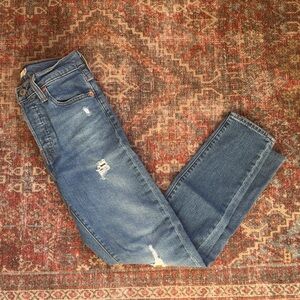 LEVI’S Distressed Jeans